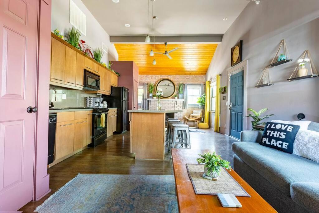 2Br Home W Parking Downtown Charm In Full Bloom! Tucson Eksteriør billede